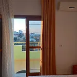 Jonny Apartmán Ksamil