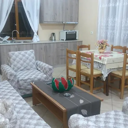 Skrapalli Apartment Ksamil