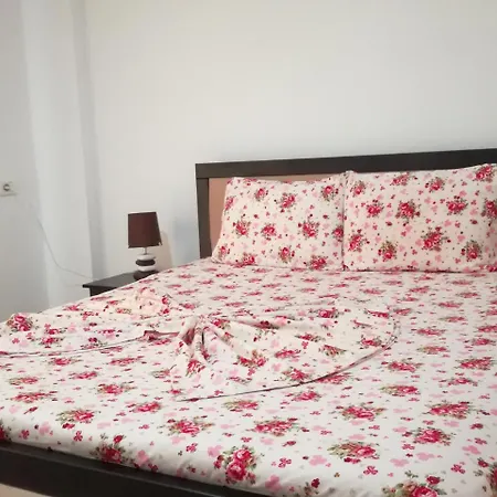 Jonny Apartman Ksamil