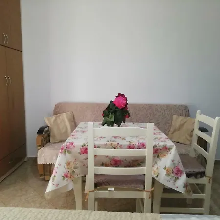 Apartament Jonny Ksamil