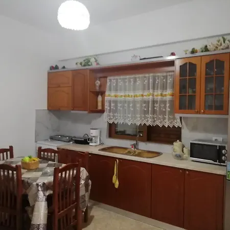 Apartament Jonny Ksamil