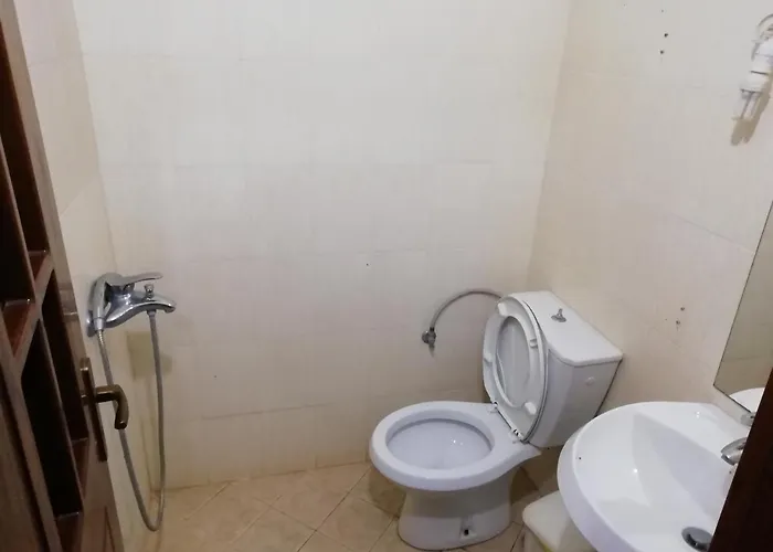 Jonny * 卡萨米尔